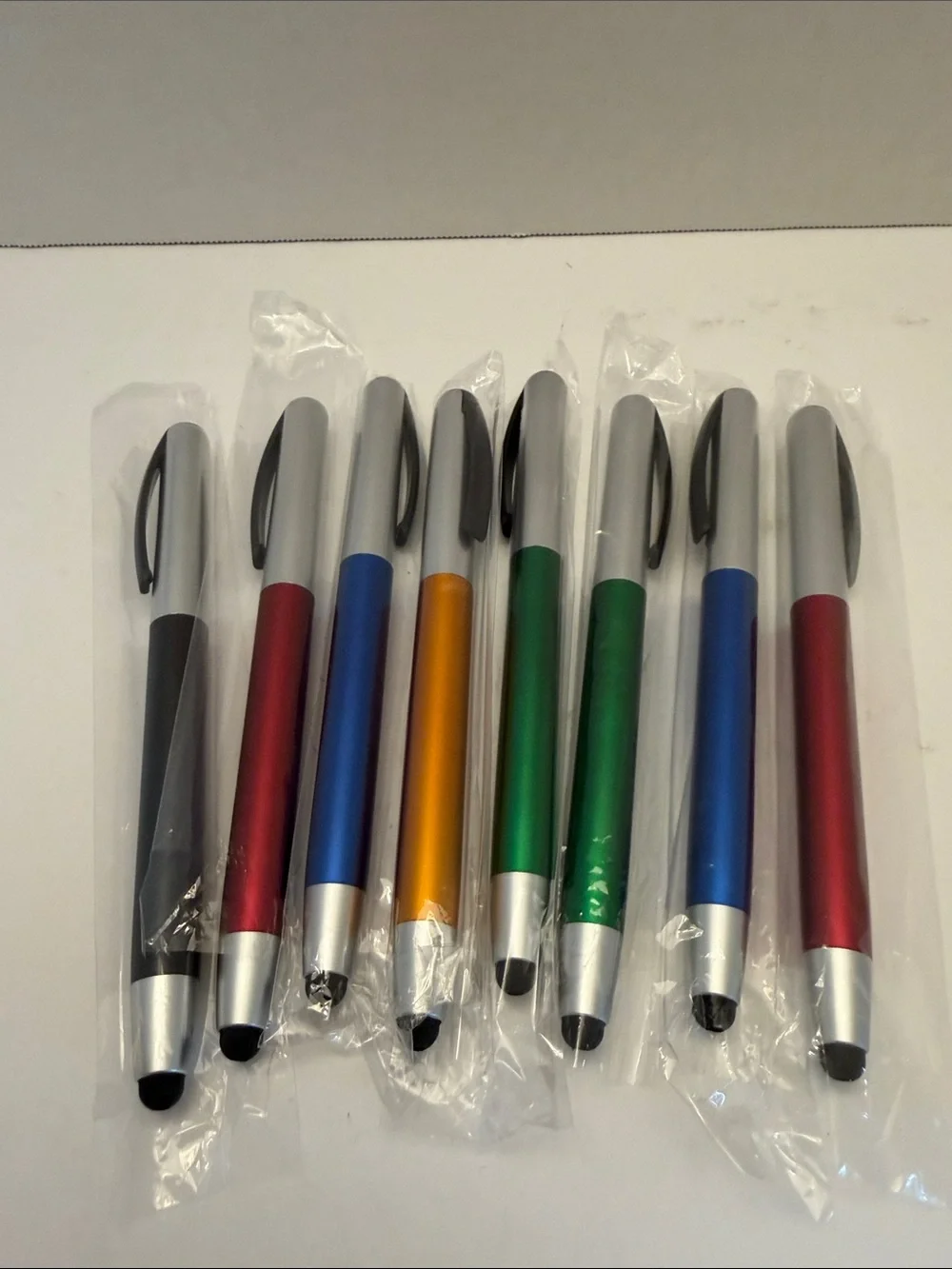💰 Set of 8 Universal Multi-Color Stylus Pens with Clip